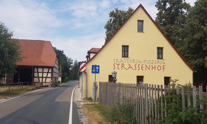 Trattoria Pizzeria Strassenhof